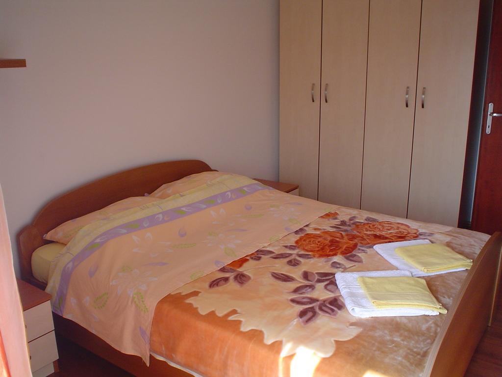 Apartman Kondic Omisalj ห้อง รูปภาพ
